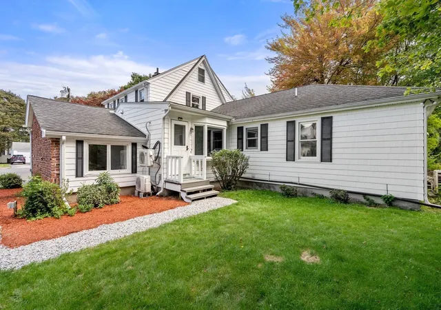 Photo 3 of Single family home for sale at 30 St James Rd, Shrewsbury, MA 01545 | MLS# 73583647 | Listing updated on 2026-10-13