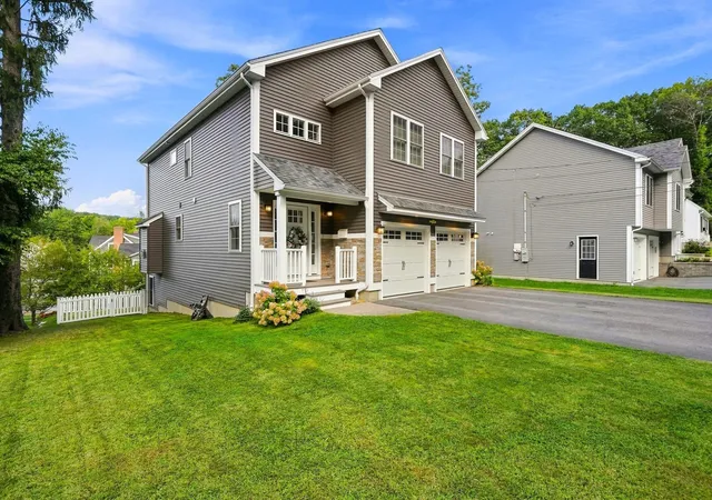 Photo 3 of Single family home for sale at 3 Andy Rd, Worcester, MA 01602 | MLS# 73573707 | Listing updated on 2026-09-18