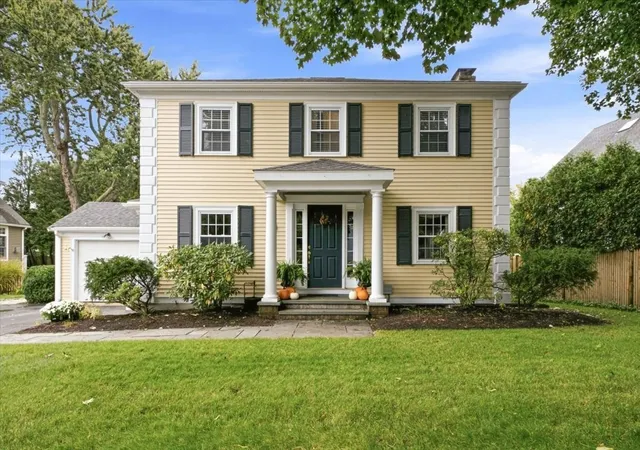 Photo 1 of Sale Pending at 520 Webster St, Needham Heights, MA 02494 | MLS# 73586710 | Listing updated on 2026-10-13
