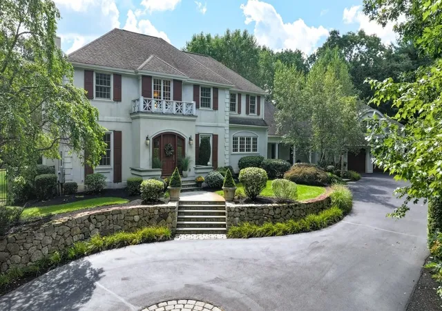 Photo 1 of Mansion for sale at 40 Eutaw Ave, Braintree, MA 02184 | MLS# 73573206 | Listing updated on 2026-09-12