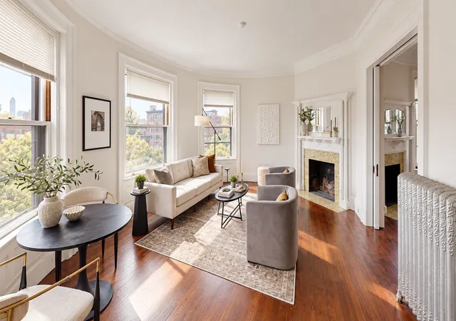 Photo 1 of Sale Pending at 1070 Beacon St #6A, Brookline, MA 02446 | MLS# 73574695 | Listing updated on 2026-09-23