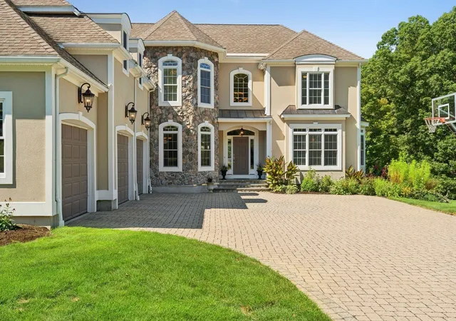 Photo 3 of Sale Pending at 11 Turner Hl Rd, Medfield, MA 02052 | MLS# 73577941 | Listing updated on 2026-10-03