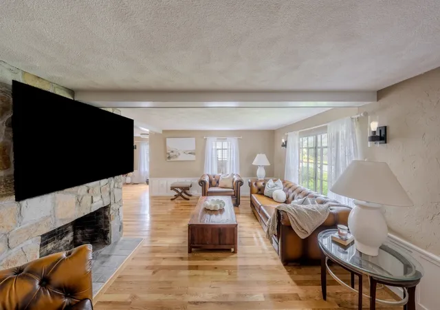 Photo 4 of Single family home for sale at 55 Burrell St, Melrose, MA 02176 | MLS# 73575124 | Listing updated on 2026-09-14