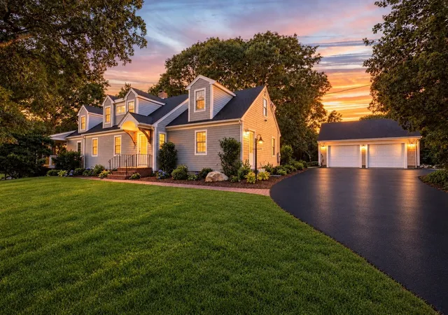 Photo 1 of Single family home for sale at 129 Driftwood Ln, South Yarmouth, MA 02664 | MLS# 73582938 | Listing updated on 2026-10-03