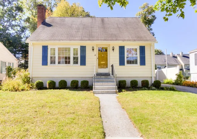 Single family home for sale at 24 Knowles, Worcester, MA 01602 | MLS# 73588026