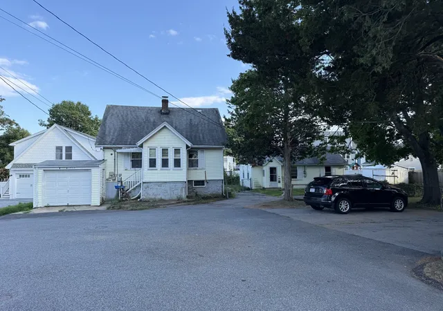Photo 1 of Single family home for sale at 3 Somerville Ave, Braintree, MA 02184 | MLS# 73589112 | Listing updated on 2026-10-16