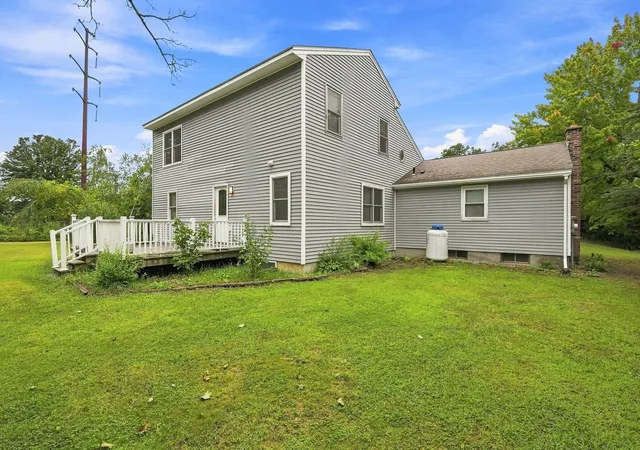 Photo 4 of Single family home for sale at 45 Campbell Dr, Easthampton, MA 01027 | MLS# 73572560 | Listing updated on 2026-09-11