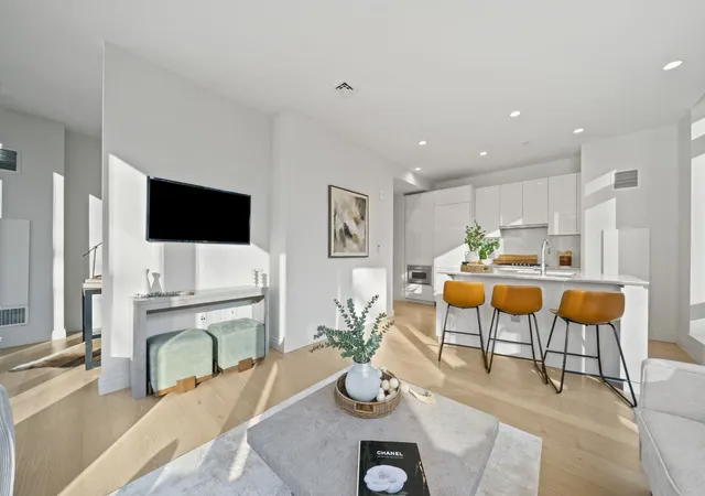 Photo 3 of Condo for sale at 135 Seaport Blvd #1703, Boston, MA 02210 | MLS# 73574809 | Listing updated on 2026-09-13