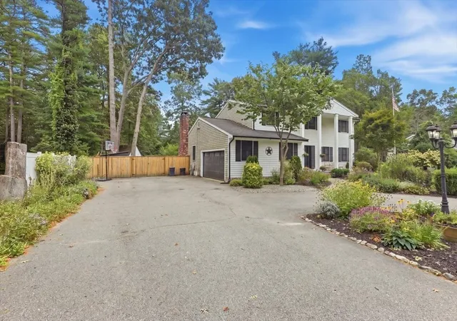 Photo 3 of Single family home for sale at 3 Palmer Ct, East Freetown, MA 02717 | MLS# 73583132 | Listing updated on 2026-10-15