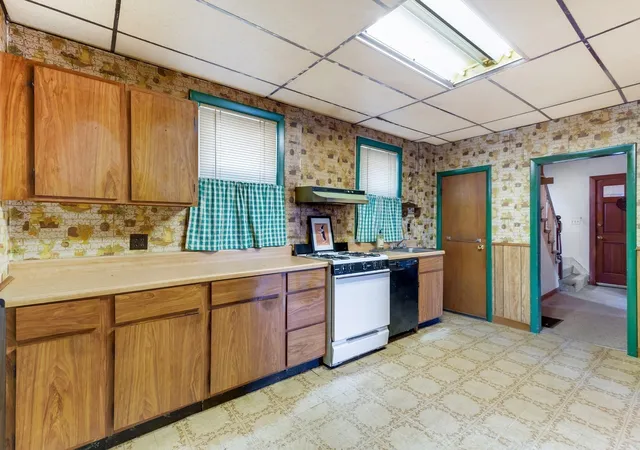 Photo 3 of Sale Pending at 44 Sheridan Ave, Medford, MA 02155 | MLS# 73575255 | Listing updated on 2026-09-30