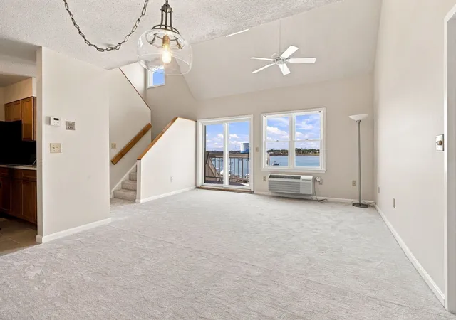Listing Photo 4 - Condo for sale in building located at 113 Water, Beverly, MA 01915 - Unit #78