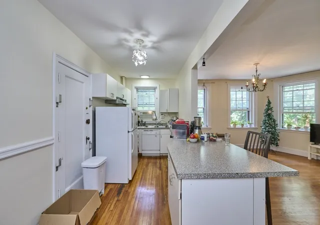 Listing Photo 5 - Condo for sale in building located at 86 Buckingham St, Cambridge, MA 02138 - Unit #32