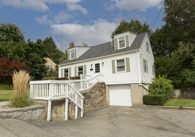 Photo 2 of Sale Pending at 10 Farview Ave, Shrewsbury, MA 01545 | MLS# 73574785 | Listing updated on 2026-09-29