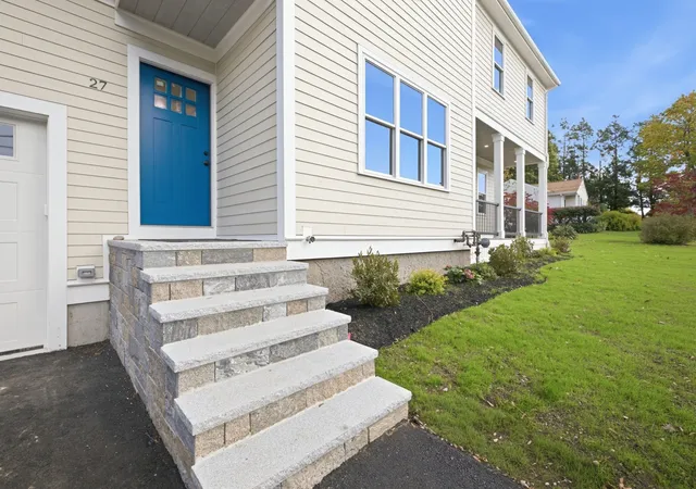 Photo 3 of Single family home for sale at 27 Geraldine Dr, Norwood, MA 02062 | MLS# 73587779 | Listing updated on 2026-10-11