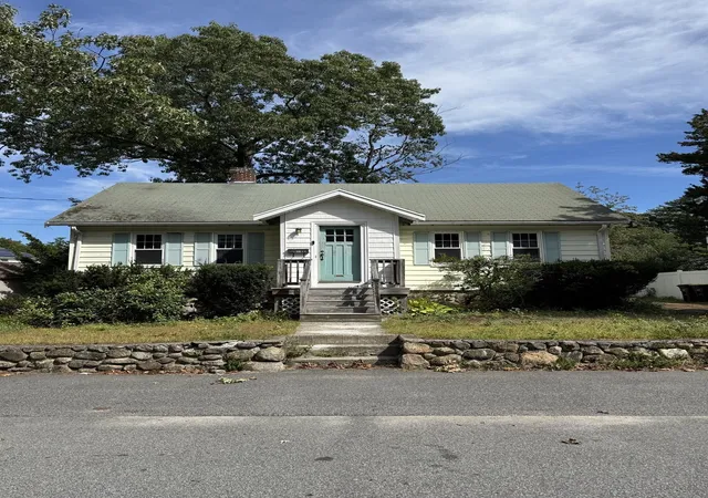 Photo 3 of Single family home for sale at 45 Robinswood Rd, South Weymouth, MA 02190 | MLS# 73579213 | Listing updated on 2026-10-11
