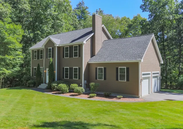 Photo 1 of Single family home for sale at 149 Pepperell Rd, Groton, MA 01450 | MLS# 73578647 | Listing updated on 2026-10-11