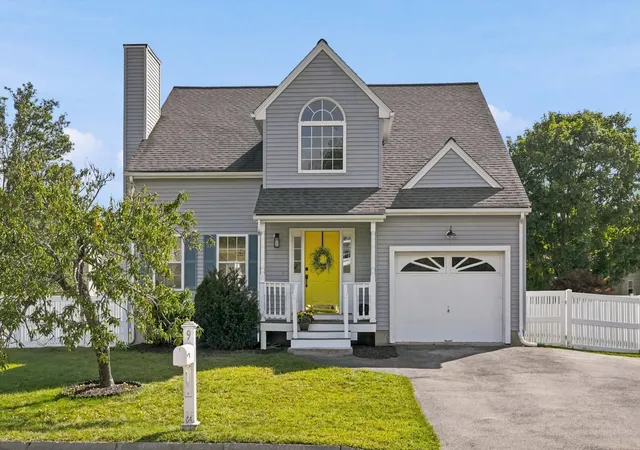 Single family home for sale at 9 Derby Ln, Franklin, MA 02038 | MLS# 73573757