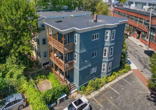 Photo 3 of Sale Pending at 2 Cambridge Ter, Cambridge, MA 02140 | MLS# 73572556 | Listing updated on 2026-09-15