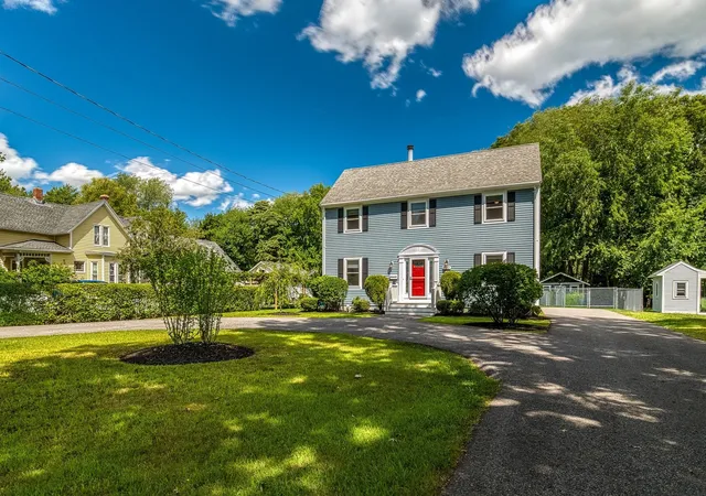 Photo 3 of Single family home for sale at 350 Prospect St, Stoughton, MA 02072 | MLS# 73574164 | Listing updated on 2026-09-14