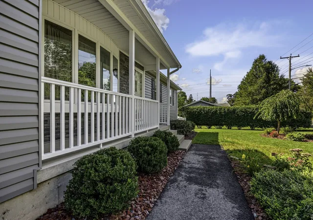 Photo 4 of Single family home for sale at 488 Sheridan St, Chicopee, MA 01020 | MLS# 73573636 | Listing updated on 2026-09-12