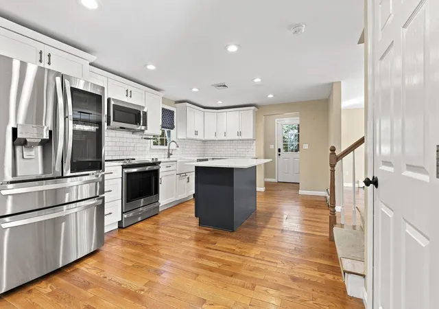 Photo 2 of Single family home for sale at 77 Bardin St, Hanover, MA 02339 | MLS# 73575387 | Listing updated on 2026-10-04