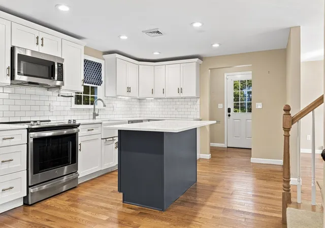Photo 3 of Single family home for sale at 77 Bardin St, Hanover, MA 02339 | MLS# 73575387 | Listing updated on 2026-10-04