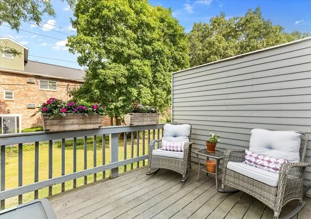 Listing Photo 4 - Condo for sale in building located at 162 Oak St, Taunton, MA 02780 - Unit #9