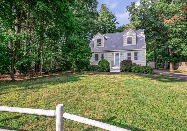 Photo 2 of Sale Pending at 186 South Rd, Bedford, MA 01730 | MLS# 73572657 | Listing updated on 2026-09-23