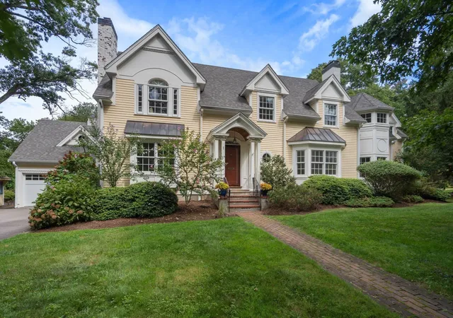 Photo 1 of Sale Pending at 1 Kenilworth Cir, Wellesley, MA 02482 | MLS# 73573834 | Listing updated on 2026-10-01