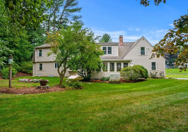 Photo 3 of Sale Pending at 1 Homestead Cir, Andover, MA 01810 | MLS# 73573221 | Listing updated on 2026-09-30