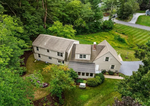 Photo 4 of Sale Pending at 1 Homestead Cir, Andover, MA 01810 | MLS# 73573221 | Listing updated on 2026-09-30