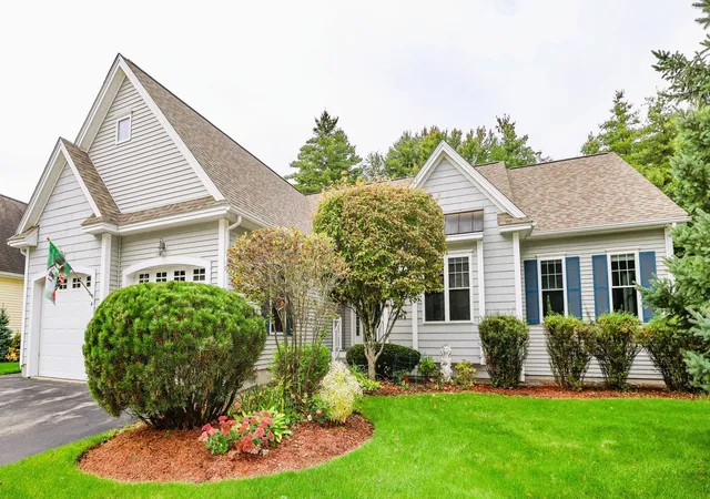 Photo 1 of Condo for sale at 4 Elmwood Way #14, Amherst, NH 03031 | MLS# 73585860 | Listing updated on 2026-10-13