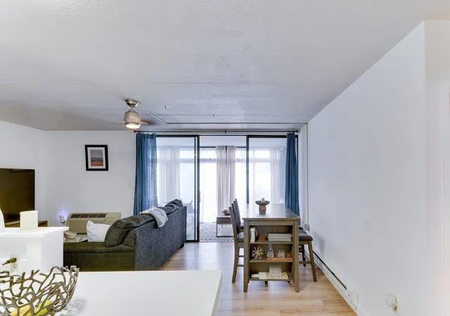 Photo 3 of Sale Pending at 17 Skyline Dr #4, Braintree, MA 02184 | MLS# 73576117 | Listing updated on 2026-09-20