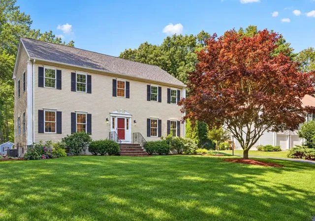 Photo 1 of Single family home for sale at 76 Mclean St, Wellesley Hills, MA 02481 | MLS# 73572834 | Listing updated on 2026-09-12