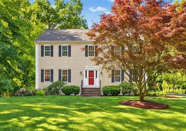Photo 2 of Single family home for sale at 76 Mclean St, Wellesley Hills, MA 02481 | MLS# 73572834 | Listing updated on 2026-09-12