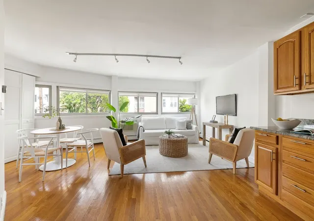 Listing Photo 4 - Condo for sale in building located at 348 Franklin St, Cambridge, MA 02139 - Unit #3A