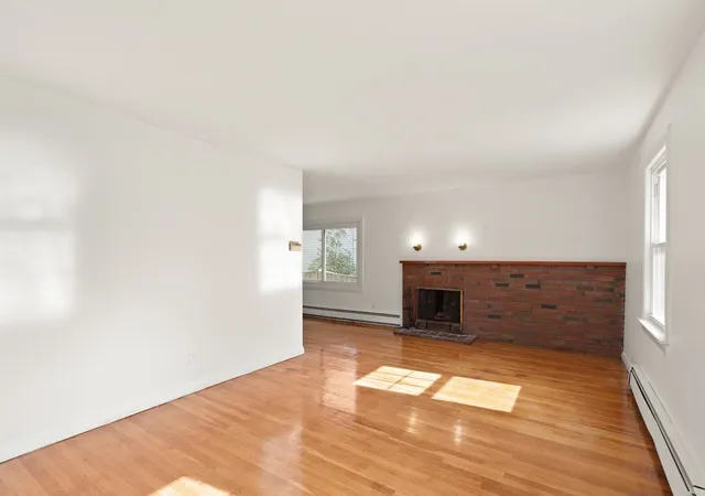 Photo 2 of Single family home for sale at 21 Goldsmith Ave, Beverly, MA 01915 | MLS# 73580765 | Listing updated on 2026-10-11