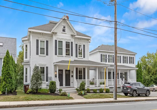 Photo 1 of Condo for sale at 176 Elm St #2, Amesbury, MA 01913 | MLS# 73573143 | Listing updated on 2026-09-12