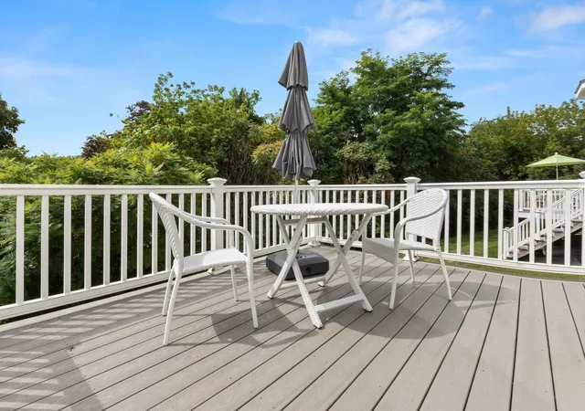 Listing Photo 5 - Condo for sale in building located at 176 Elm St, Amesbury, MA 01913 - Unit #2