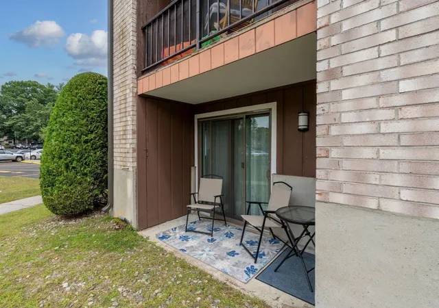 Photo 3 of Sale Pending at 2 Greenbriar Dr #108, North Reading, MA 01864 | MLS# 73575695 | Listing updated on 2026-09-15