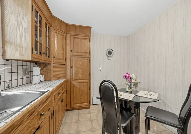 Photo 2 of Sale Pending at 5 Longwood Dr #205, Andover, MA 01810 | MLS# 73558642 | Listing updated on 2026-09-29