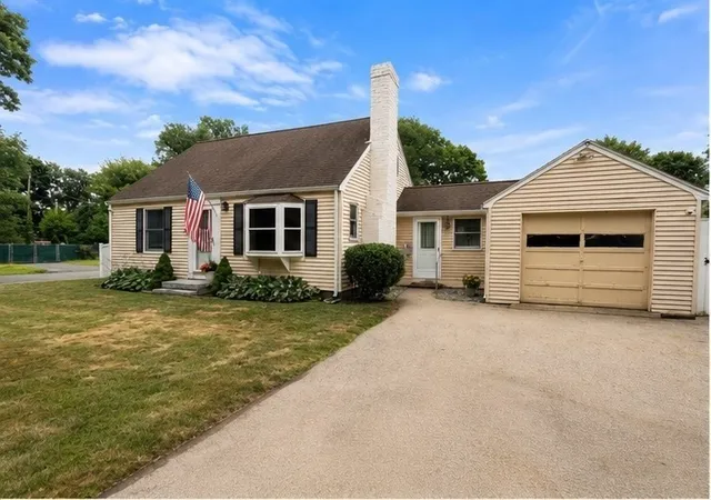 Photo 2 of Sale Pending at 25 Wilson St, Beverly, MA 01915 | MLS# 73574427 | Listing updated on 2026-09-29