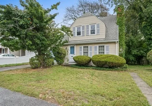 Photo 1 of Sale Pending at 33 French Ave, Braintree, MA 02184 | MLS# 73575189 | Listing updated on 2026-09-29