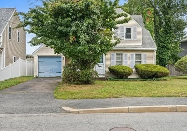 Photo 2 of Sale Pending at 33 French Ave, Braintree, MA 02184 | MLS# 73575189 | Listing updated on 2026-09-29