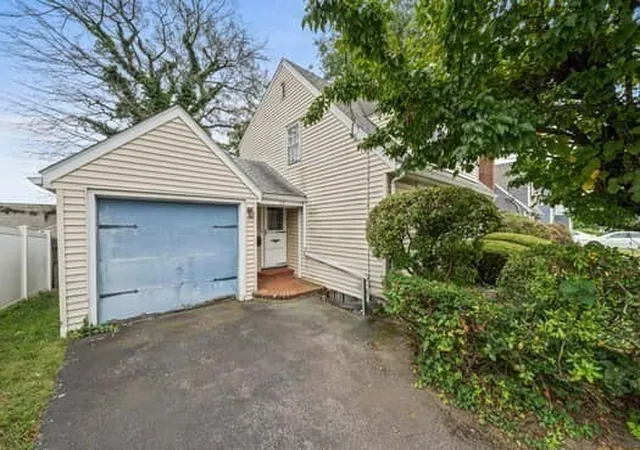 Photo 3 of Sale Pending at 33 French Ave, Braintree, MA 02184 | MLS# 73575189 | Listing updated on 2026-09-29