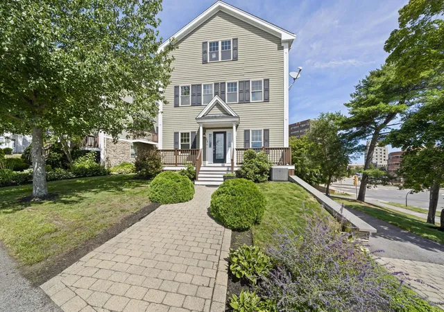 Photo 1 of Condo for sale at 248 Presidents Ln #6, Quincy, MA 02169 | MLS# 73570848 | Listing updated on 2026-09-29