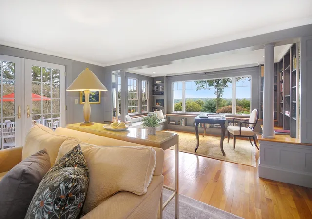 Photo 3 of Single family home for sale at 9 Hilliard Rd, Lincoln, MA 01773 | MLS# 73574512 | Listing updated on 2026-09-16