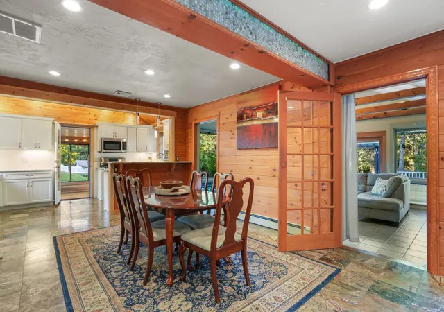 Photo 4 of Single family home for sale at 126 Brattle St, Holden, MA 01520 | MLS# 73587491 | Listing updated on 2026-10-14
