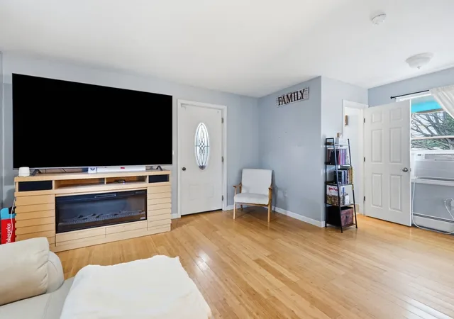 Photo 4 of Sale Pending at 69 Arthur St, Chicopee, MA 01013 | MLS# 73571987 | Listing updated on 2026-09-23