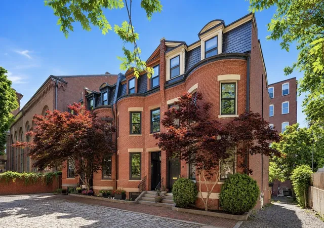 Single family home for sale at 2 Pelham Ter, Boston, MA 02118 | MLS# 73573078